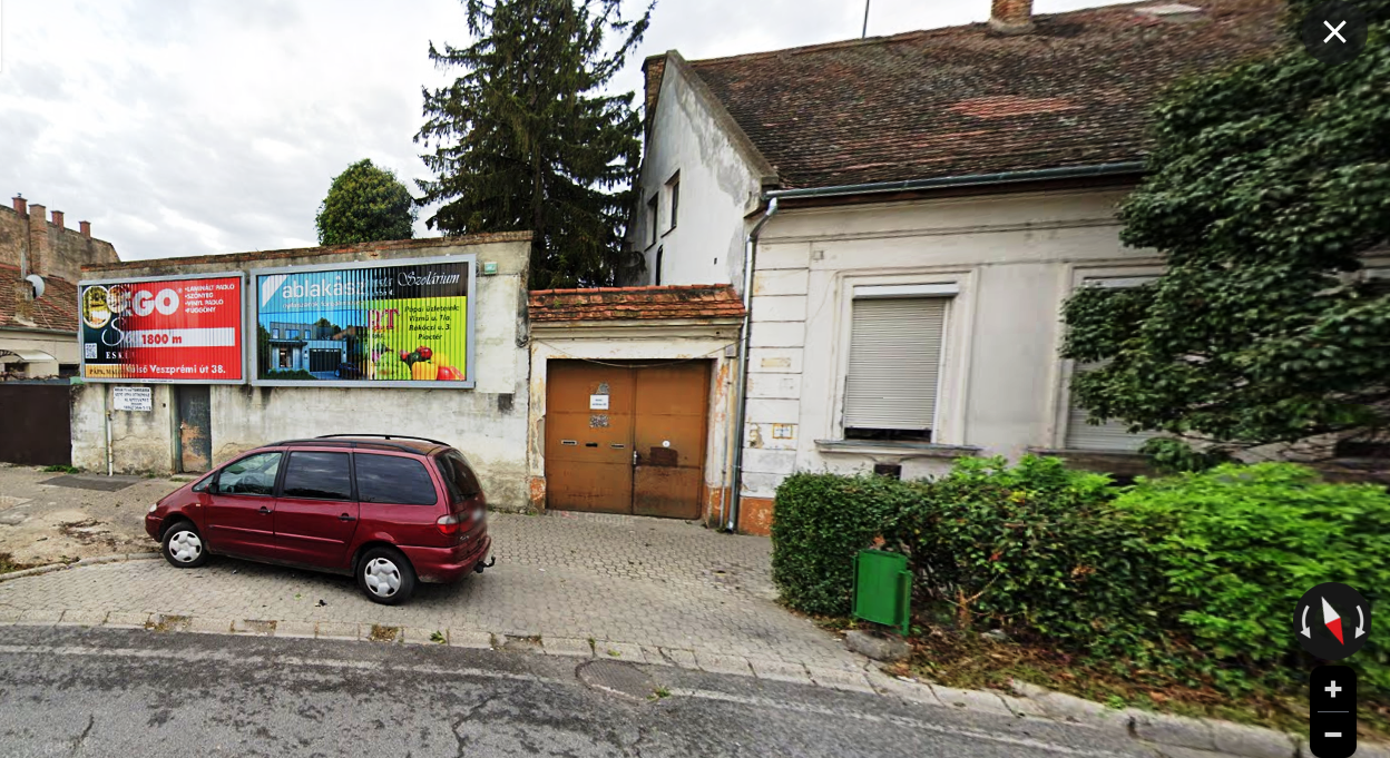 Pápa,Veszprémi út 5. távoli.png (1.93 MB)